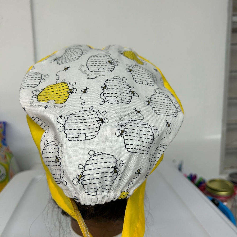 Littler Bees Scrub Hats Unisex O/S